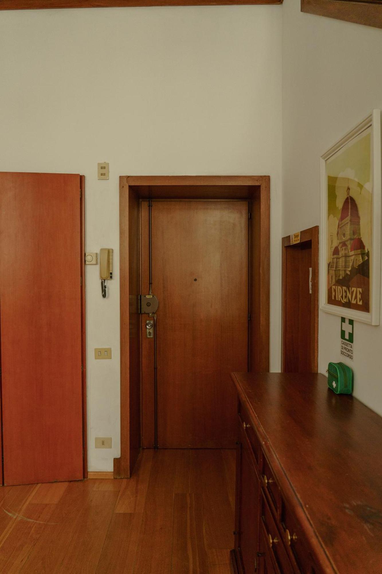Nice One Bedroom In Historical Building Florence Exterior photo
