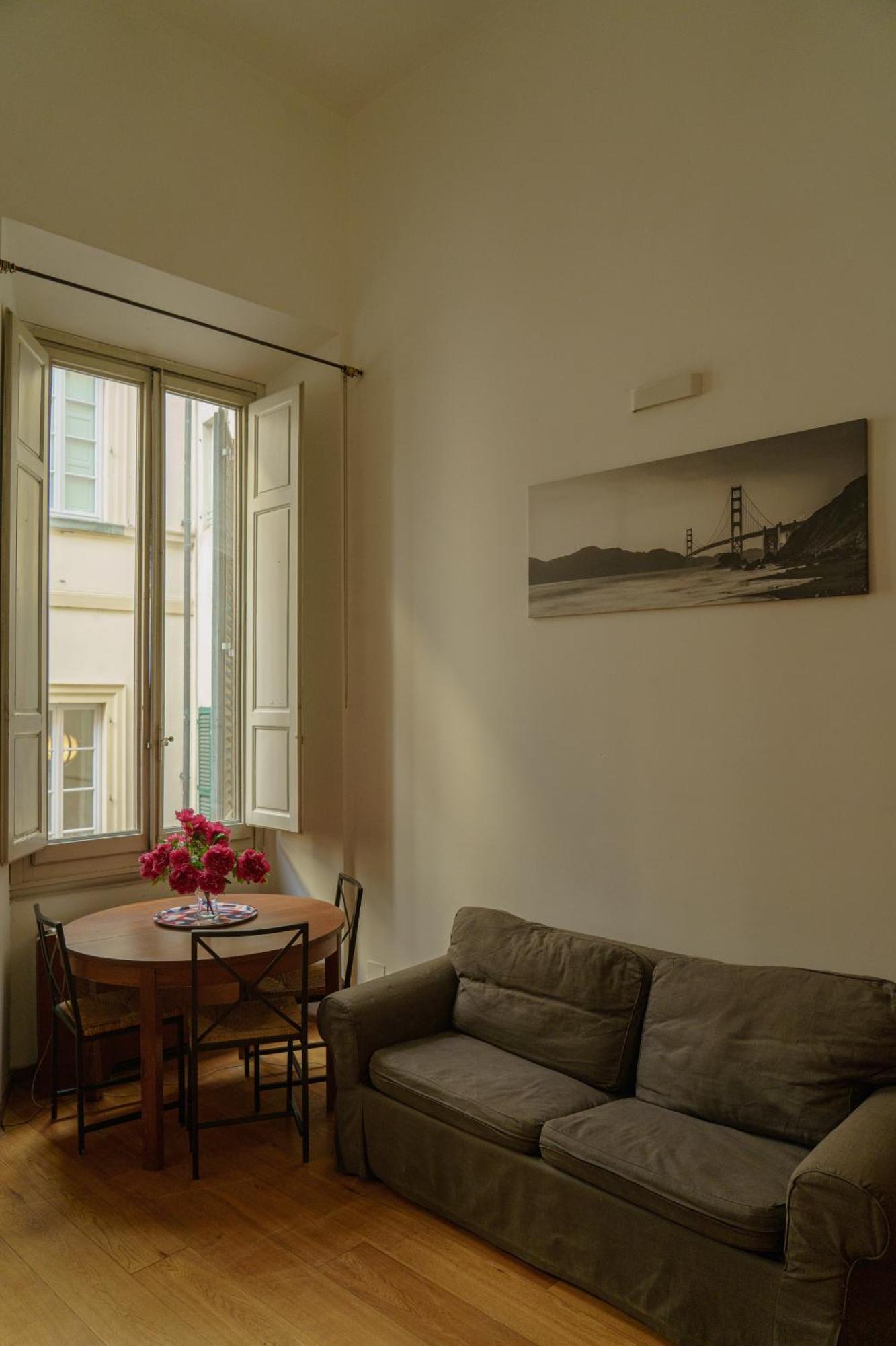 Nice One Bedroom In Historical Building Florence Exterior photo